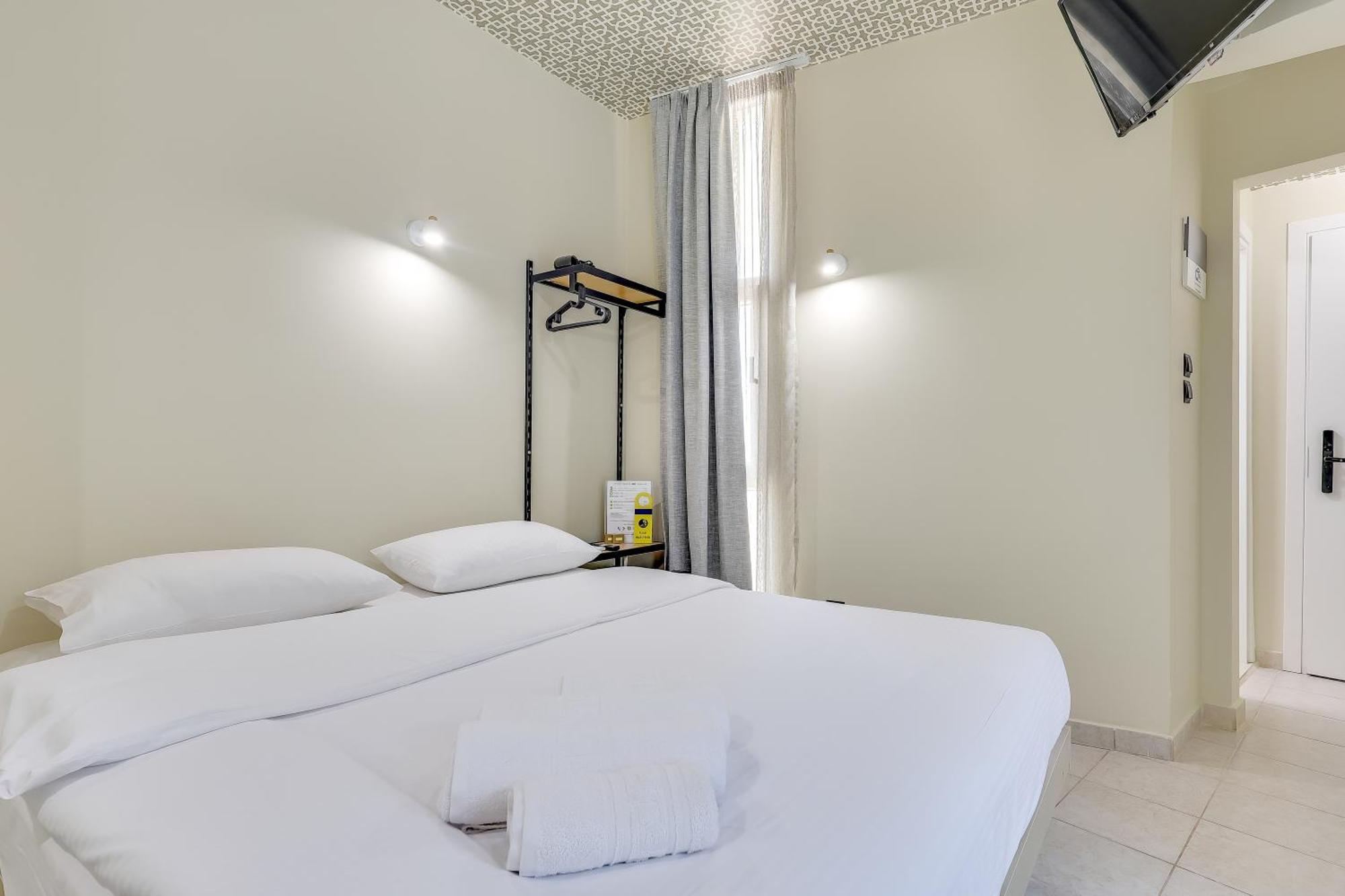 Aparthotel 7athens *